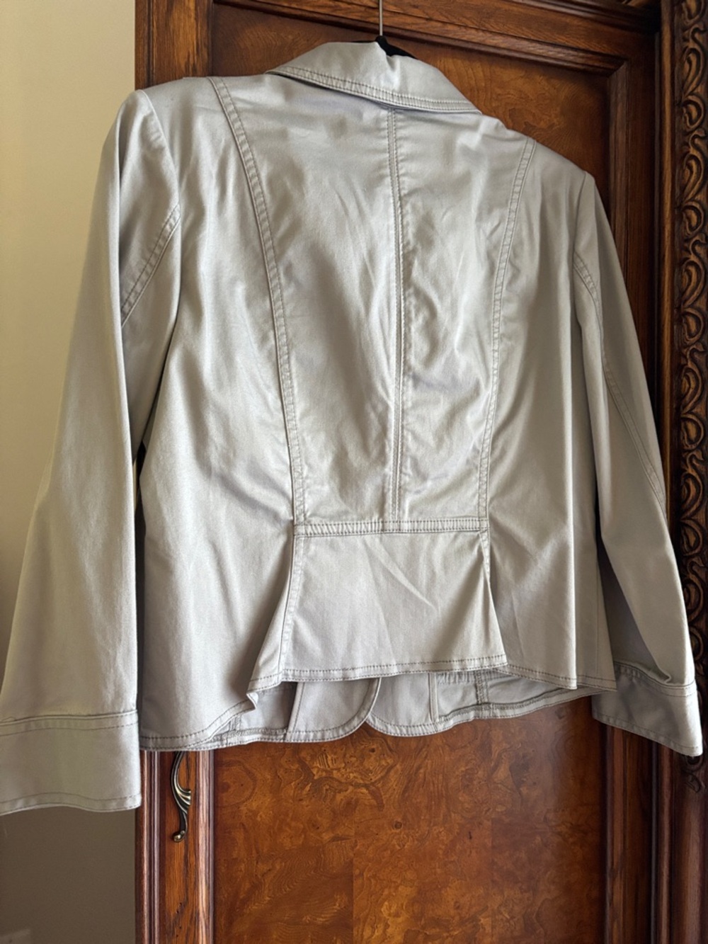 White House Black Market Cropped Military Jacket Mercury 14P NWT - Picture 3 of 5